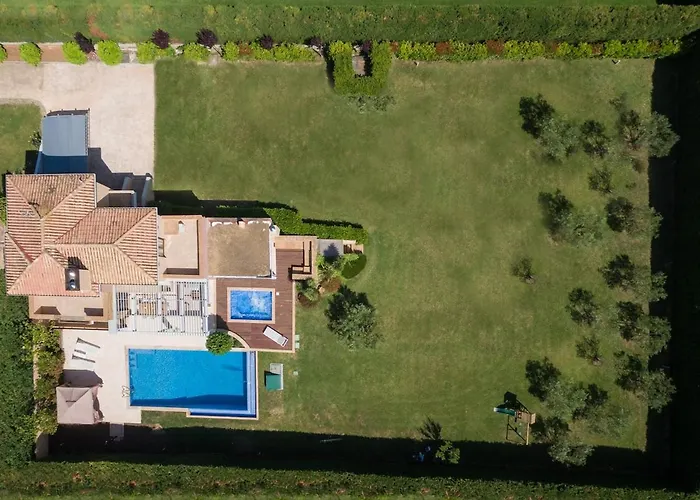 Sani Waterscape Villa *